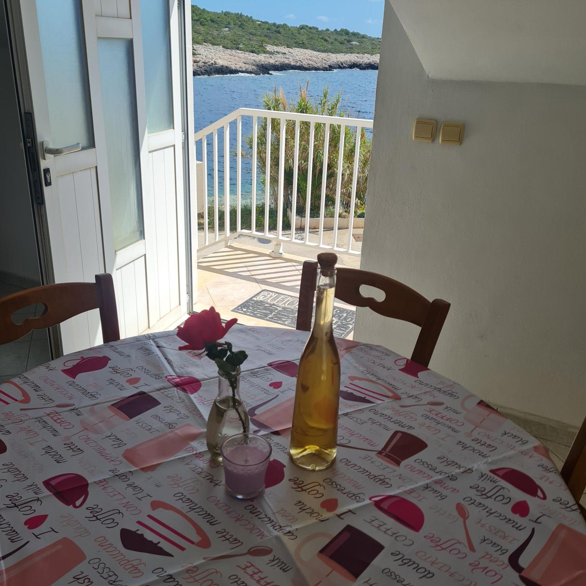 Apartment Karuza Rukavac Vis Værelse billede