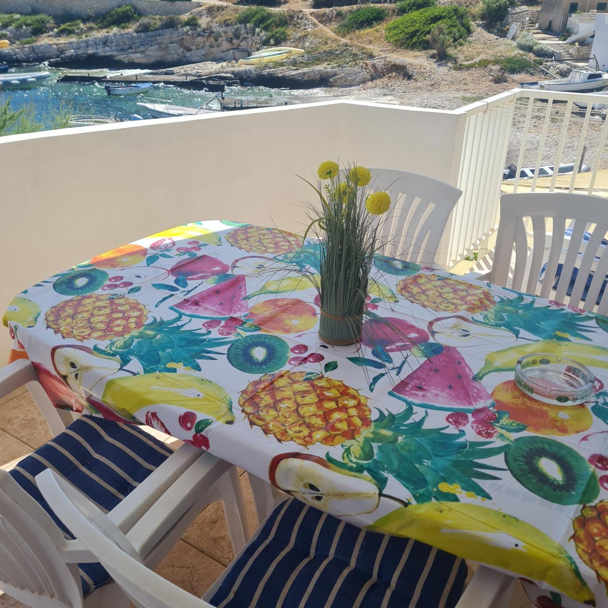 Apartment Karuza Rukavac Vis Værelse billede