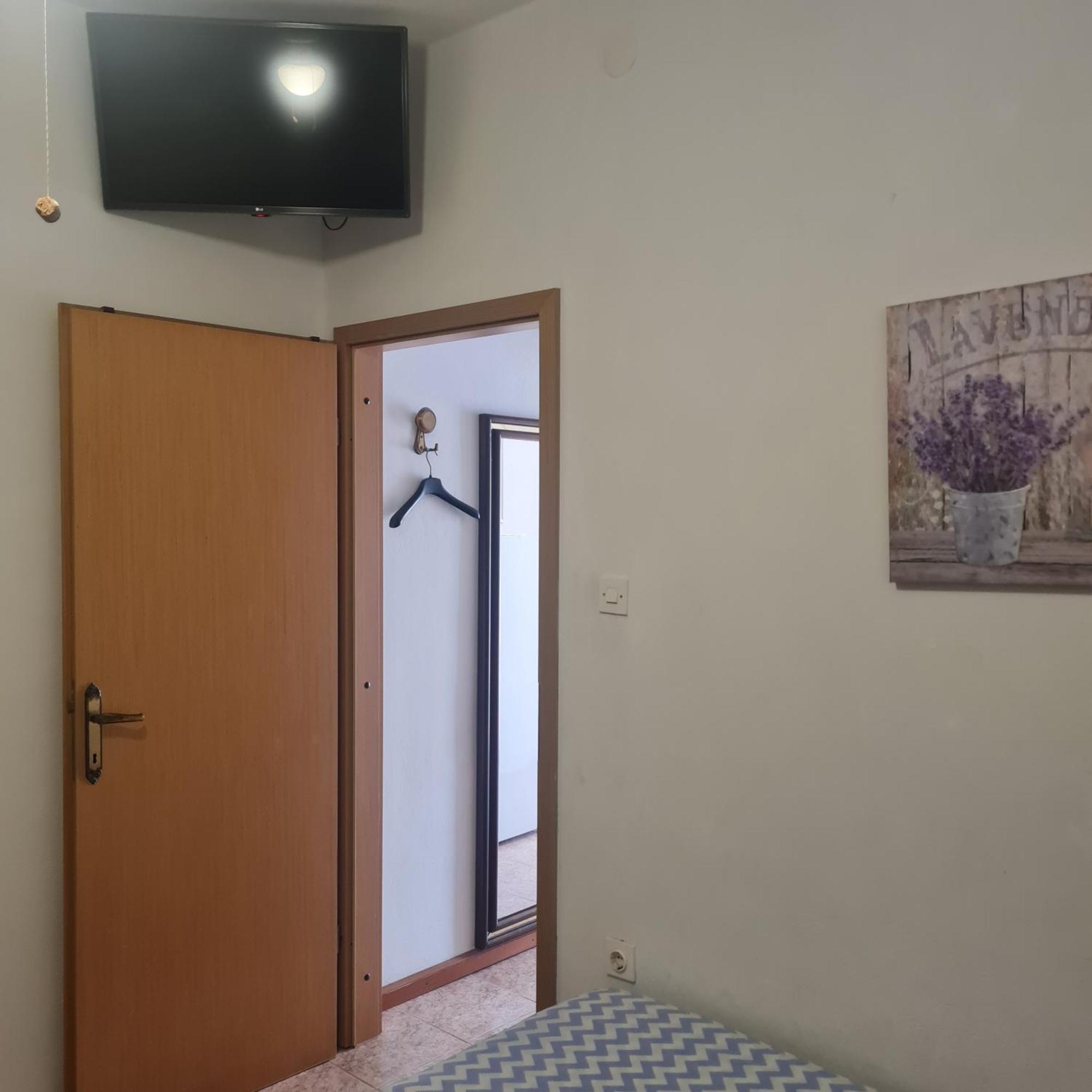 Apartment Karuza Rukavac Vis Værelse billede