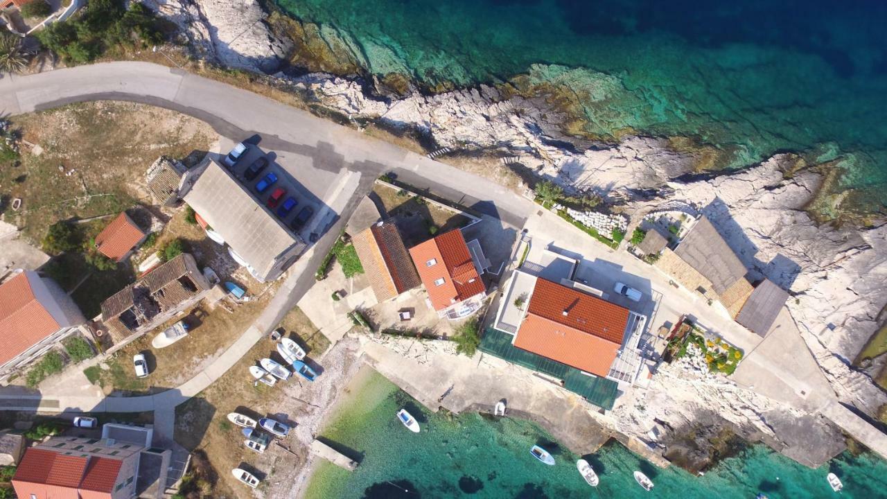 Apartment Karuza Rukavac Vis Eksteriør billede