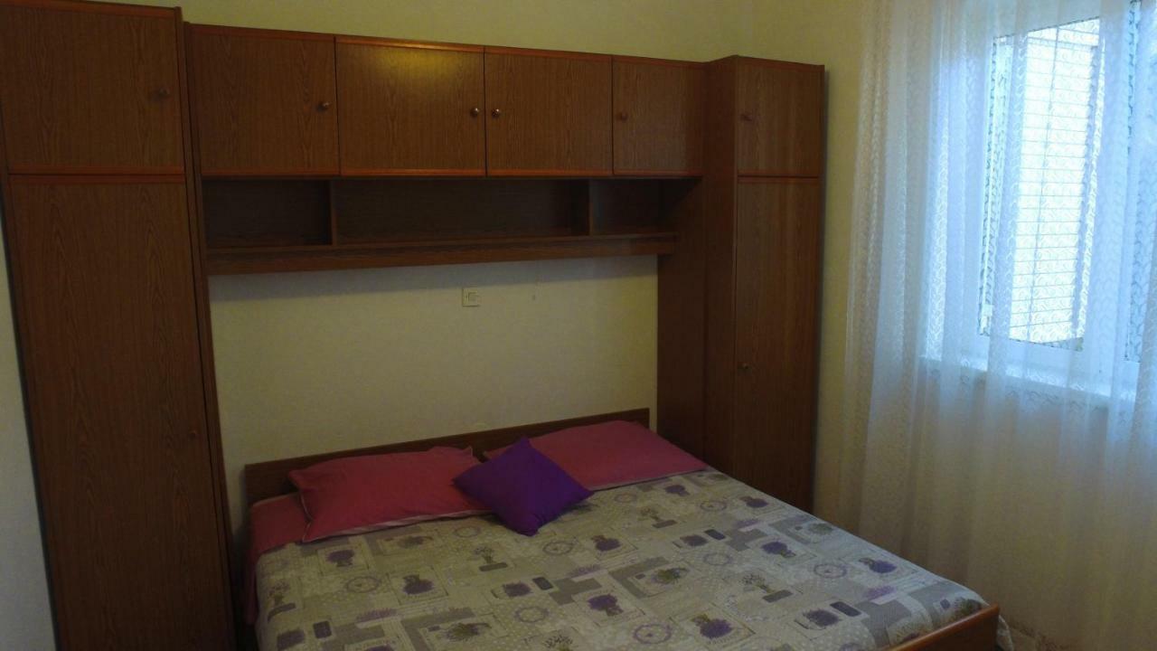 Apartment Karuza Rukavac Vis Eksteriør billede