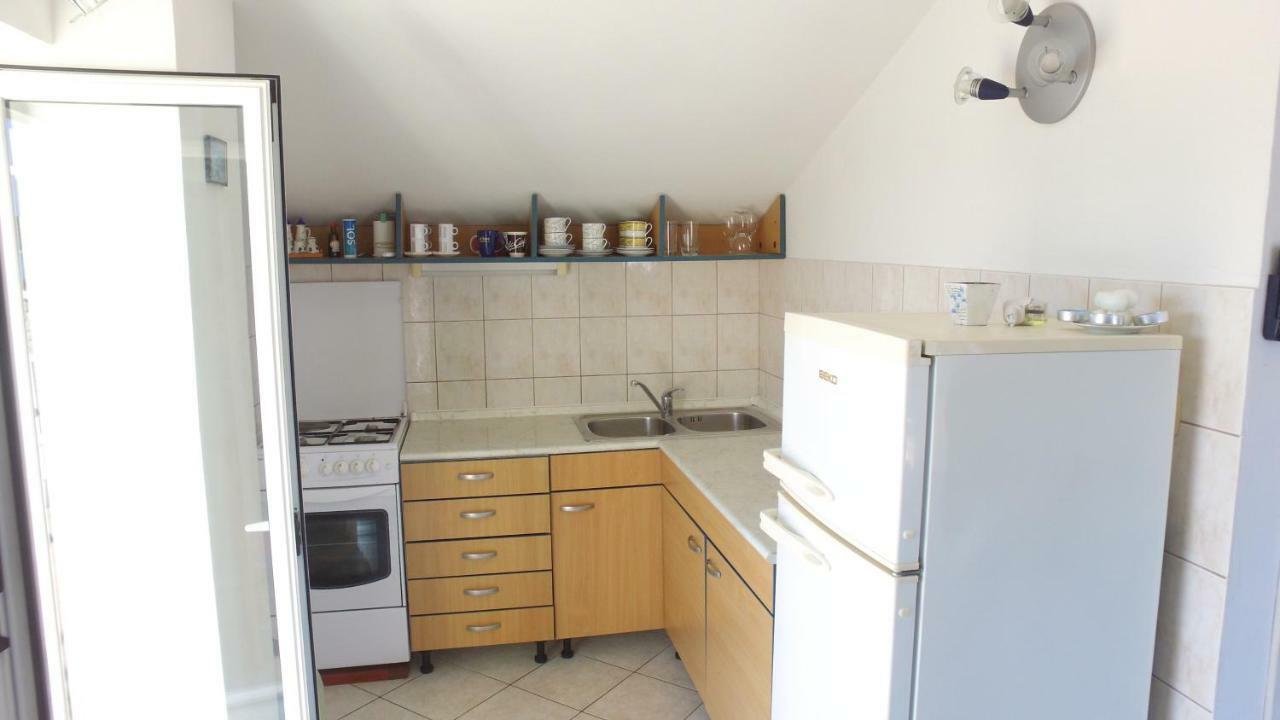 Apartment Karuza Rukavac Vis Eksteriør billede