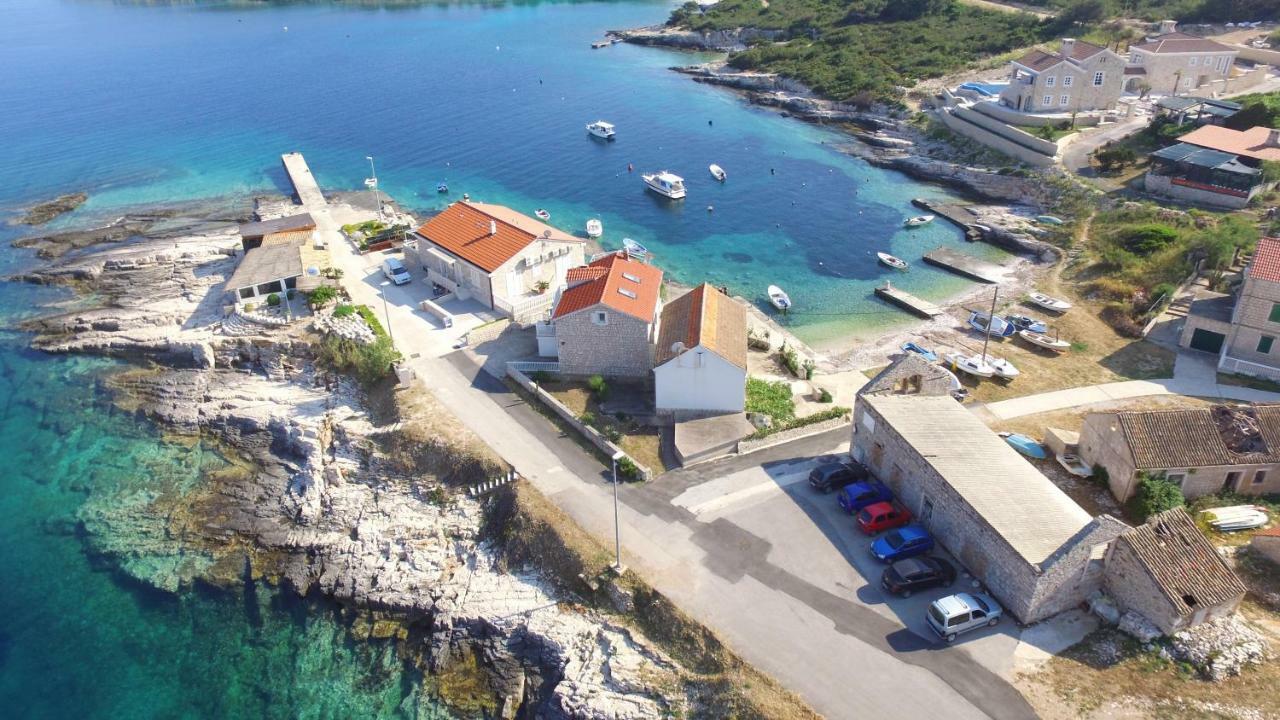 Apartment Karuza Rukavac Vis Værelse billede