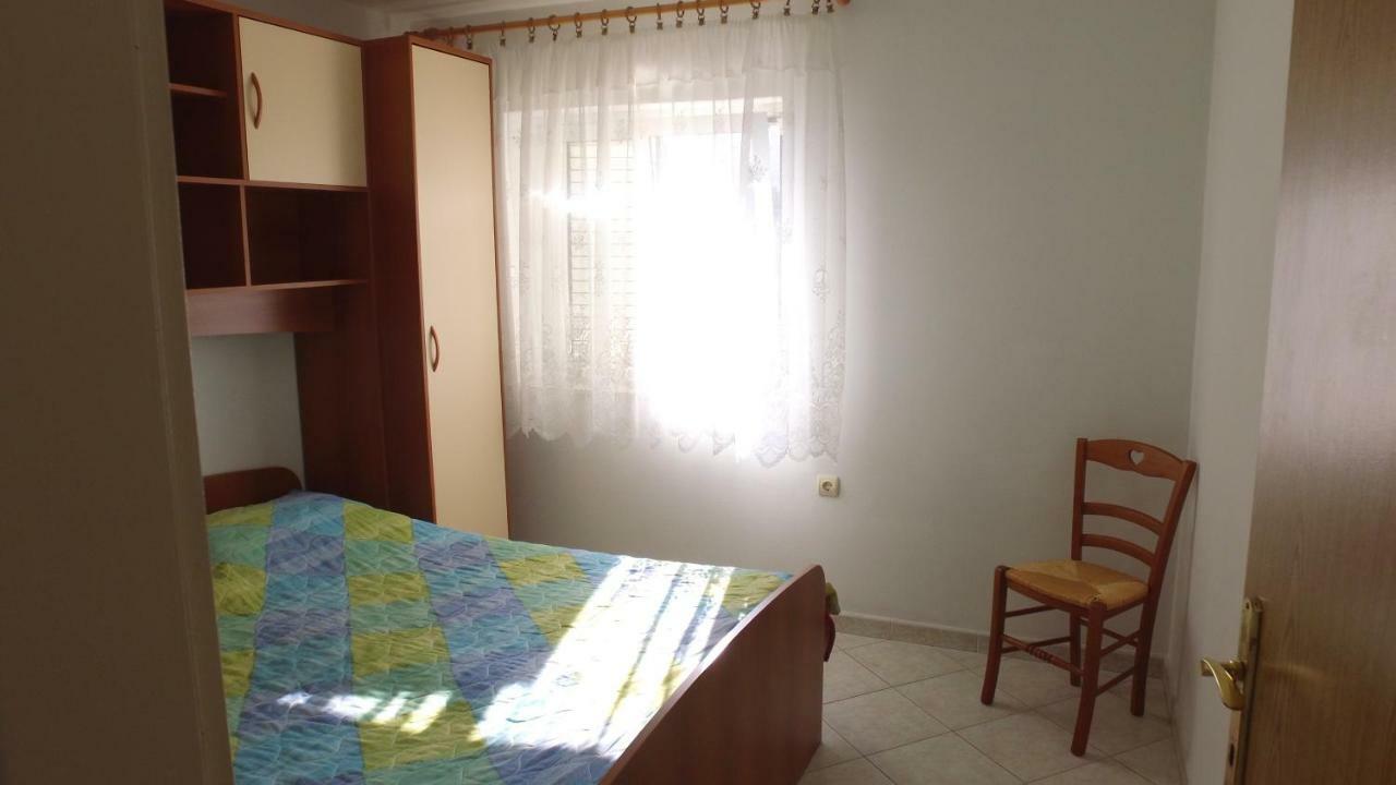 Apartment Karuza Rukavac Vis Eksteriør billede