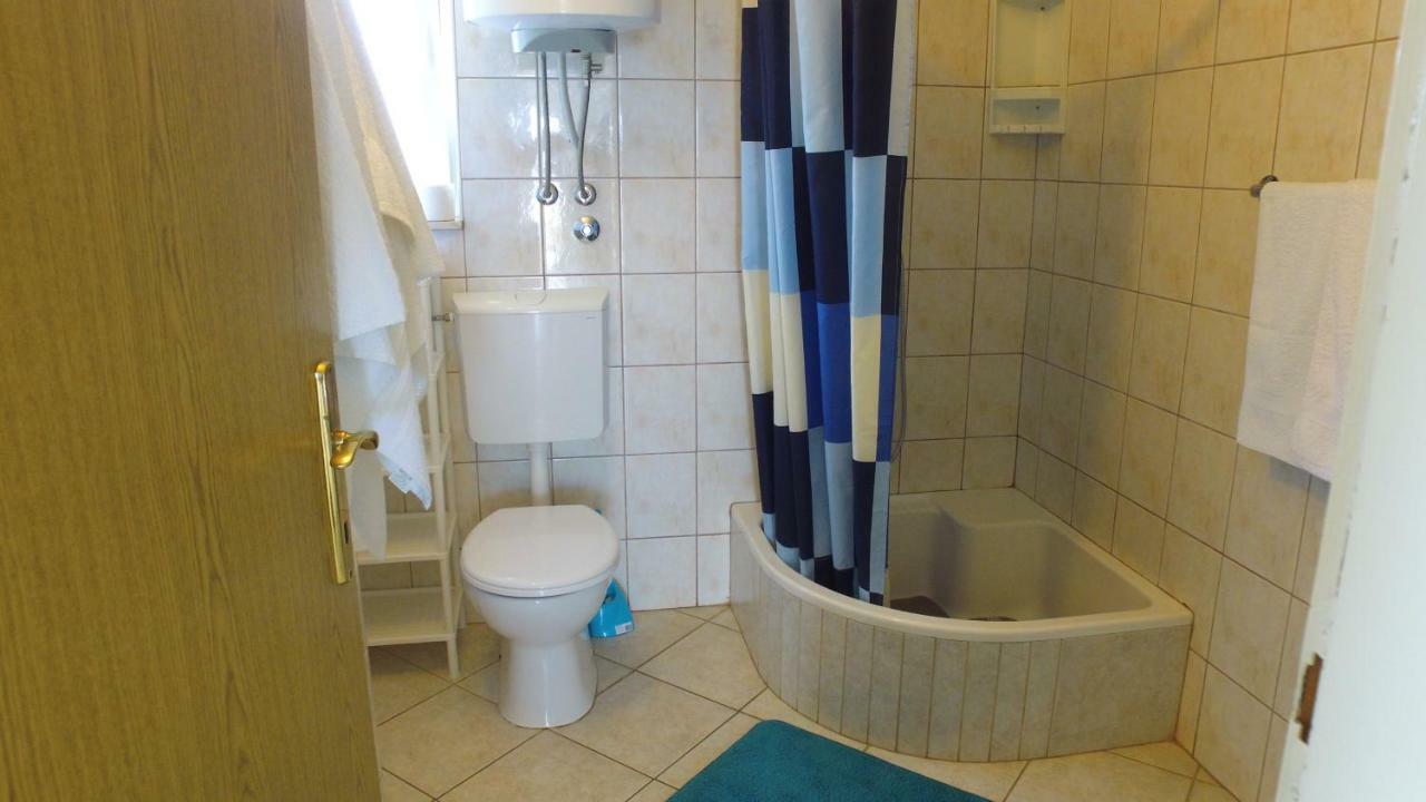 Apartment Karuza Rukavac Vis Eksteriør billede